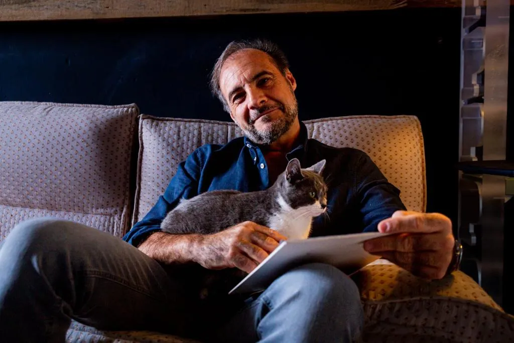 Massimo Carloni in studio